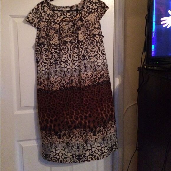 CLEARANCE Studio Dress   - Picture 1 of 2